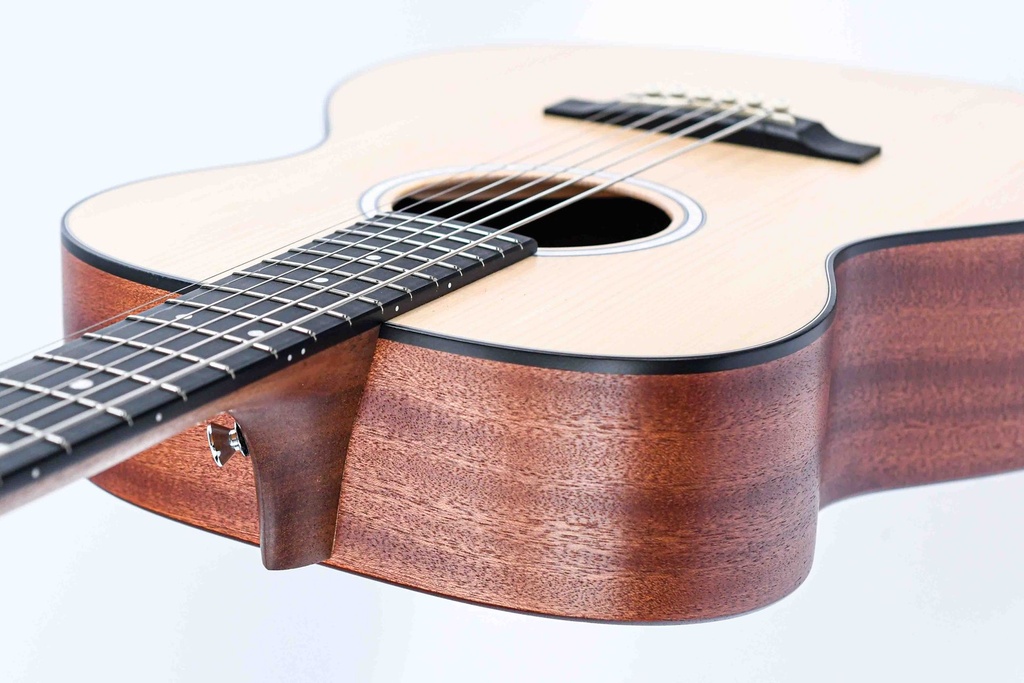 ●超美品 Martin 000JR-10 Martin 000Jr-10 Acoustic Guitar | Retired | Martin Guitar